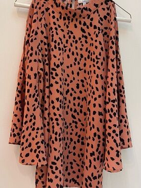 JODIFL Rust Pink Flowy Leopard-Print Blouse With Bell Sleeves